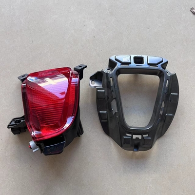 CHANGAN CS75 PLUS Fahrzeughinteres Stoßfängerlicht Nebelscheinwerfer mit OE-Nr. 4116110-CD05 in Rot