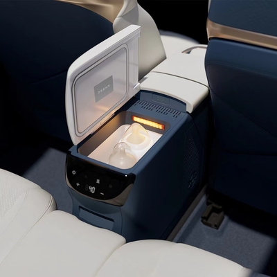 2023- Jahr ZEEKR X SUV 23.04- Dreifache Temperaturkontrolle Middle Island Auto Kühlschrank