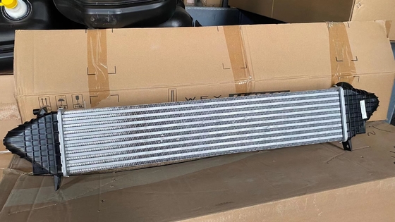 2020- Jahr geeignet für die Große Mauer Haval H6 GW4C20 Intercooler 1119130XGW01A 65*23*13