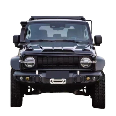 Tank 300 Carbon Black Front-Engine Cover Die perfekte Kombination aus Form und Funktion