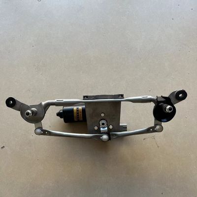 Customized Great Wall Voleex C30 Front Wiper Motor mit Verbindungstäbe für TENGYI C30